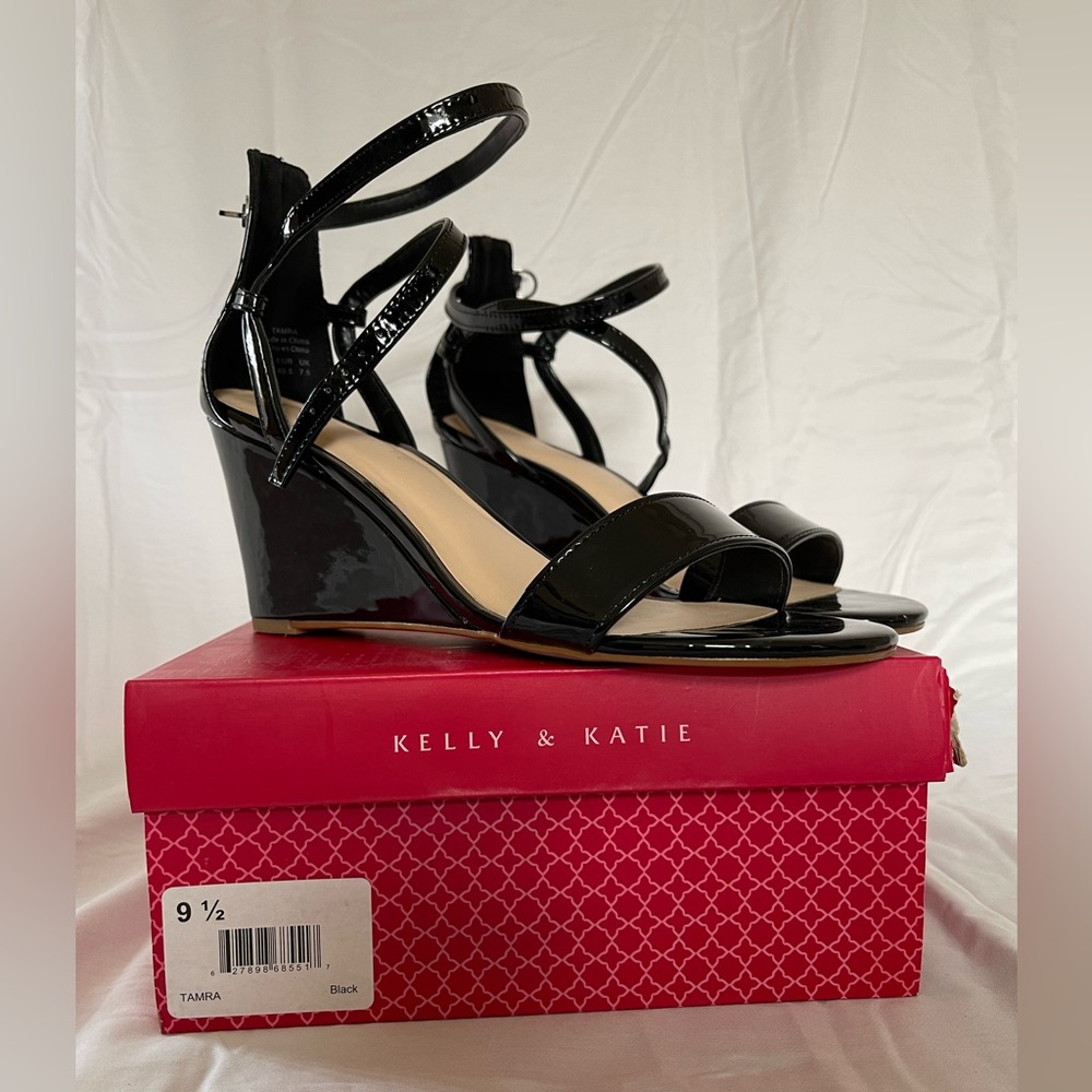 Black patent wedge strappy sandal 9.5
